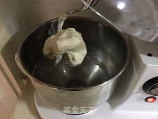 茄汁肉酱披萨盒的做法步骤:2
