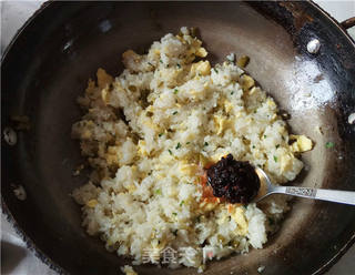 酸豆角蛋炒饭的做法步骤:7