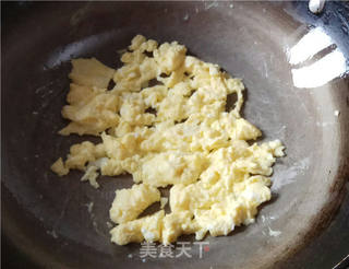 酸豆角蛋炒饭的做法步骤:3