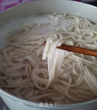 麻辣香豉酱拌面的做法步骤:5