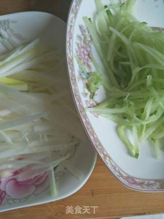 京酱肉丝的做法步骤:4