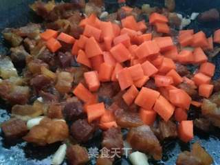 腊肉炒饭的做法步骤:3