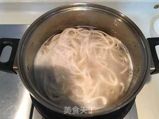 茄汁牛肉酱拌面的做法步骤:10