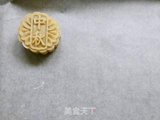 鲜花馅月饼的做法步骤:9