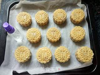鲜花馅月饼的做法步骤:10
