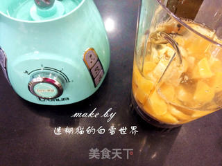 【夏日清爽果汁】香橙汁的做法步骤:3