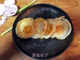 洋葱圈糖醋浇汁蛋的做法步骤:5