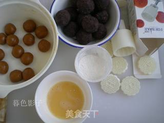 广式蛋黄月饼的做法步骤:13