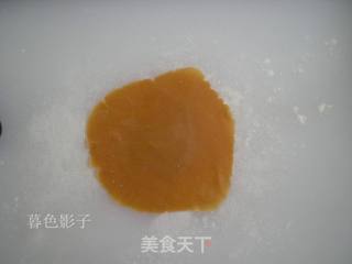 广式蛋黄月饼的做法步骤:14