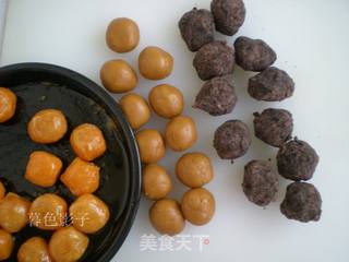 广式蛋黄月饼的做法步骤:9