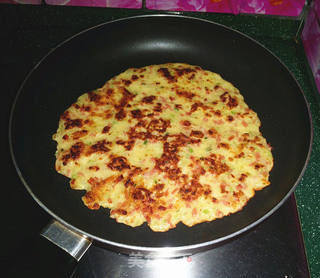 西瓜皮火腿鸡蛋饼的做法步骤:10