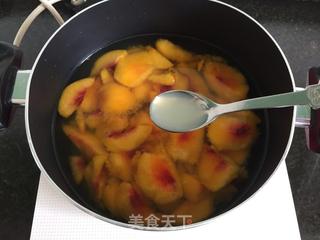 黄桃罐头的做法步骤:10