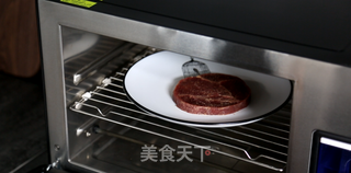 西屋特约之嫩烤黑椒红酒牛排的做法步骤:4
