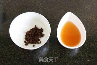 酸青瓜羊肉水饺的做法步骤:2