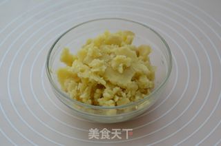 咖喱鸡丁披萨的做法步骤:9