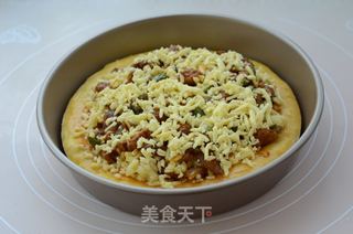 咖喱鸡丁披萨的做法步骤:11