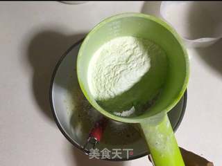 枣泥戚风蛋糕的做法步骤:10