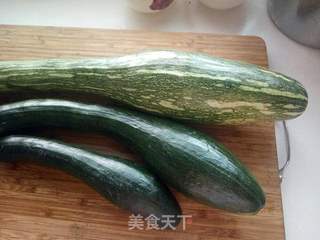 喇瓜水饺(南瓜水饺)的做法步骤:4