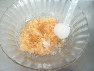 哈密瓜牛奶冰淇淋的做法步骤:3