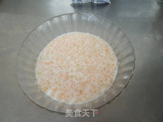 哈密瓜牛奶冰淇淋的做法步骤:4
