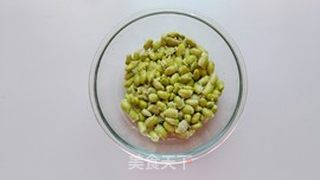 毛豆肉米炒萝卜干的做法步骤:3