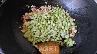 毛豆肉米炒萝卜干的做法步骤:8
