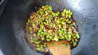 毛豆肉米炒萝卜干的做法步骤:9