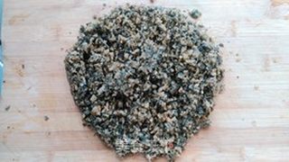 梅干菜鲜肉盒子的做法步骤:6