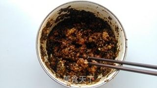 梅干菜鲜肉盒子的做法步骤:9