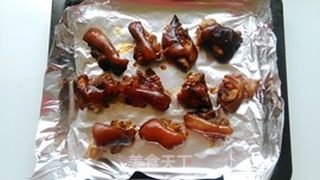 烤猪蹄的做法步骤:6
