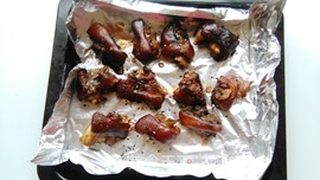 烤猪蹄的做法步骤:7