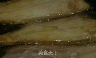 川味飘香踏板鱼的做法步骤:4