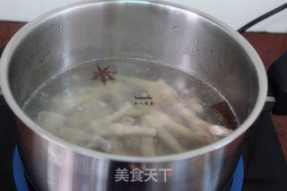 风味凤爪的做法步骤:2