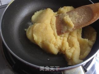 广式榴莲绿豆月的做法步骤:8