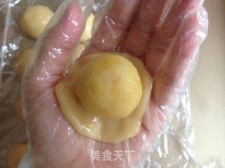 广式榴莲绿豆月的做法步骤:19
