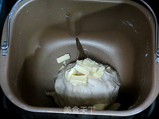 超高人气的甜面包。【日式红豆包】的做法步骤:7