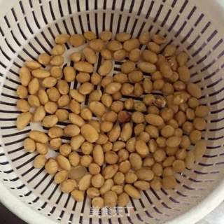 黄豆焖猪蹄的做法步骤:3