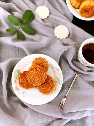 赏味中秋、乐享团圆【广式豆沙蛋黄月饼】的做法步骤:29