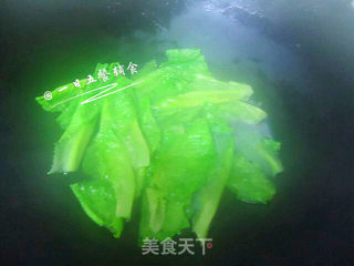 胡萝卜生菜米粉 的做法步骤:6