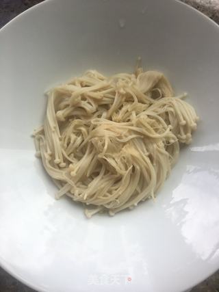麻酱肥牛金针菇的做法步骤:5