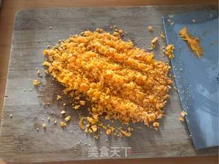 赏味中秋、乐享团圆~【金沙肉松香肠月饼】的做法步骤:6