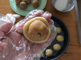 赏味中秋、乐享团圆~【金沙肉松香肠月饼】的做法步骤:15