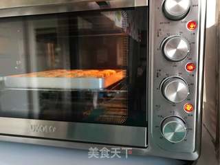 赏味中秋、乐享团圆~【金沙肉松香肠月饼】的做法步骤:22