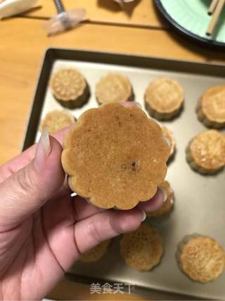 赏味中秋、乐享团圆~【金沙肉松香肠月饼】的做法步骤:24