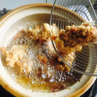 炸酥肉的做法步骤:11