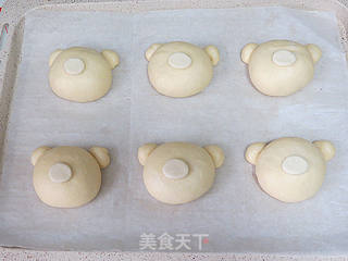 萌货。小熊豆沙面包的做法步骤:15