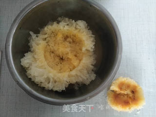 莲子银耳羹的做法步骤:3
