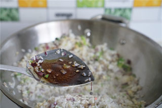 洋葱肉末炒饭的做法步骤:5