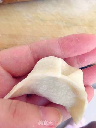 猪肉芹菜水饺的做法步骤:11