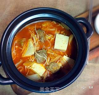 韩式牛肉泡菜汤的做法步骤:11